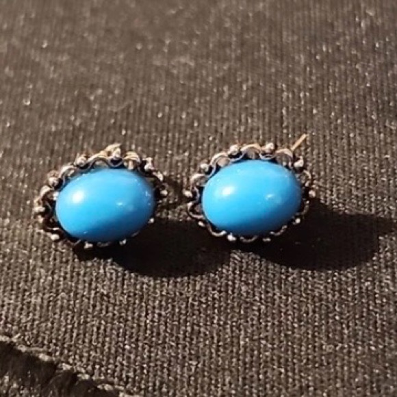 Vintage Sterling Sleeping Beauty Turquoise Stud Earrings 66$